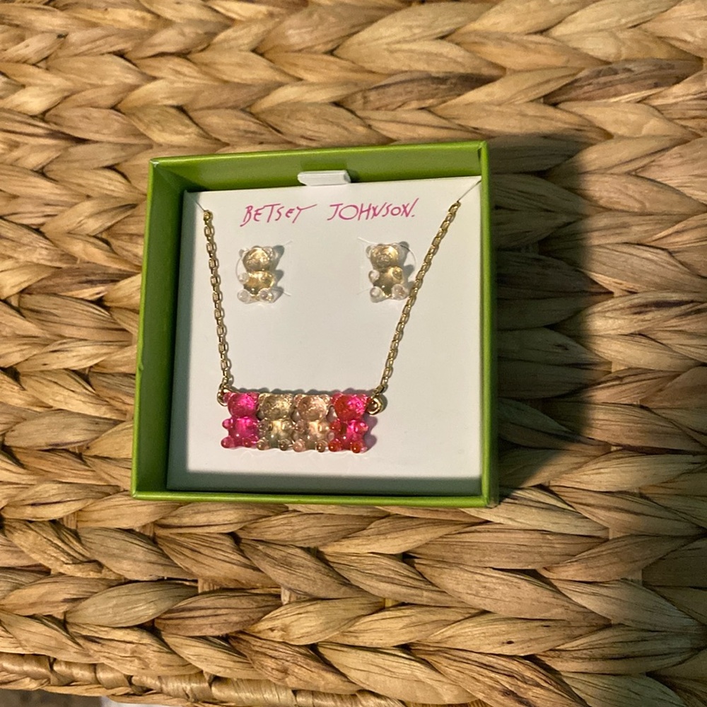 Betsey Johnson Gummy Bears Necklace & Earrings
Pink Shades. - Picture 1 of 3